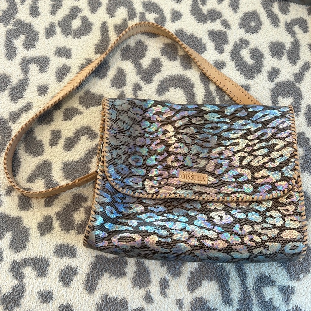New without tags Iris around town purse